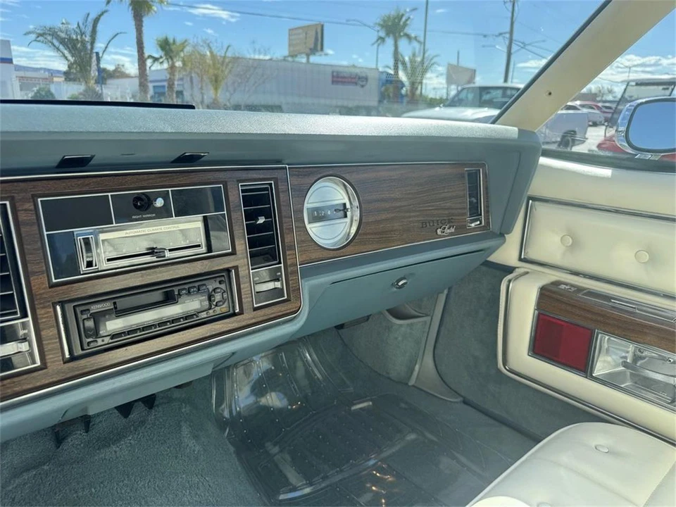 1978 Buick Electra - Image 18 of 24