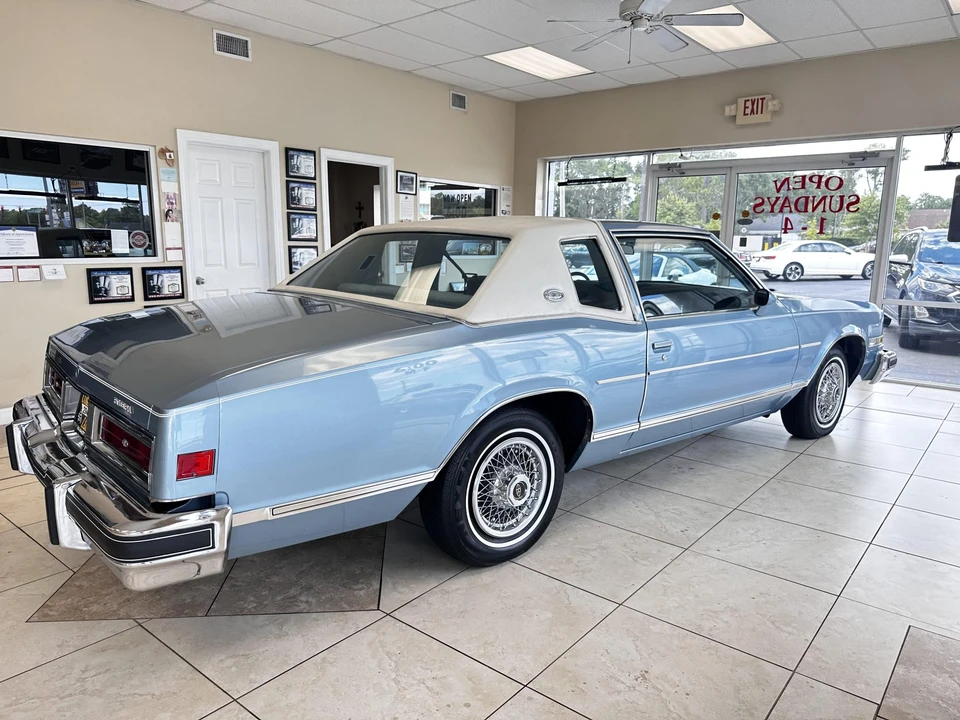 1978 Buick Riviera 4th-7th Gen - Image 11 of 31