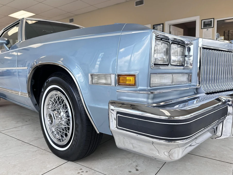 1978 Buick Riviera 4th-7th Gen - Image 22 of 31