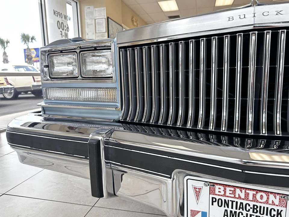 1978 Buick Riviera 4th-7th Gen - Image 28 of 31