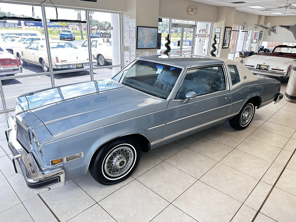 1978 Buick Riviera 4th-7th Gen - Image 2 of 31