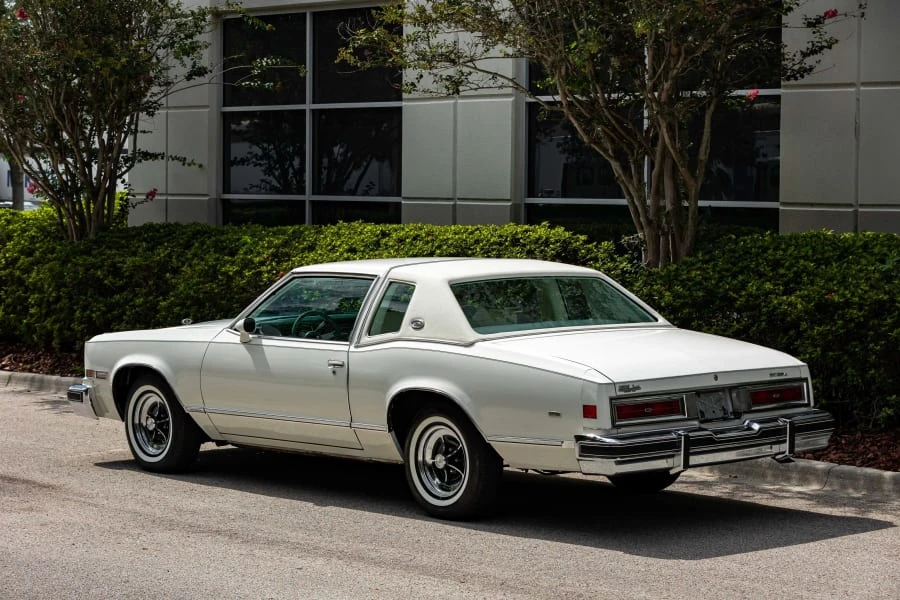1978 Buick Riviera 4th-7th Gen - Image 2 of 31