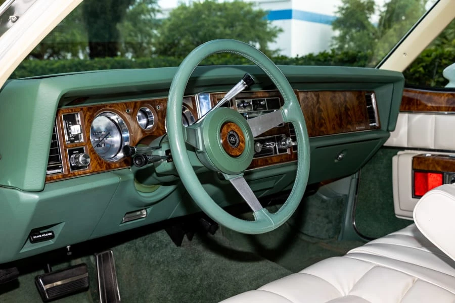 1978 Buick Riviera 4th-7th Gen - Image 4 of 31
