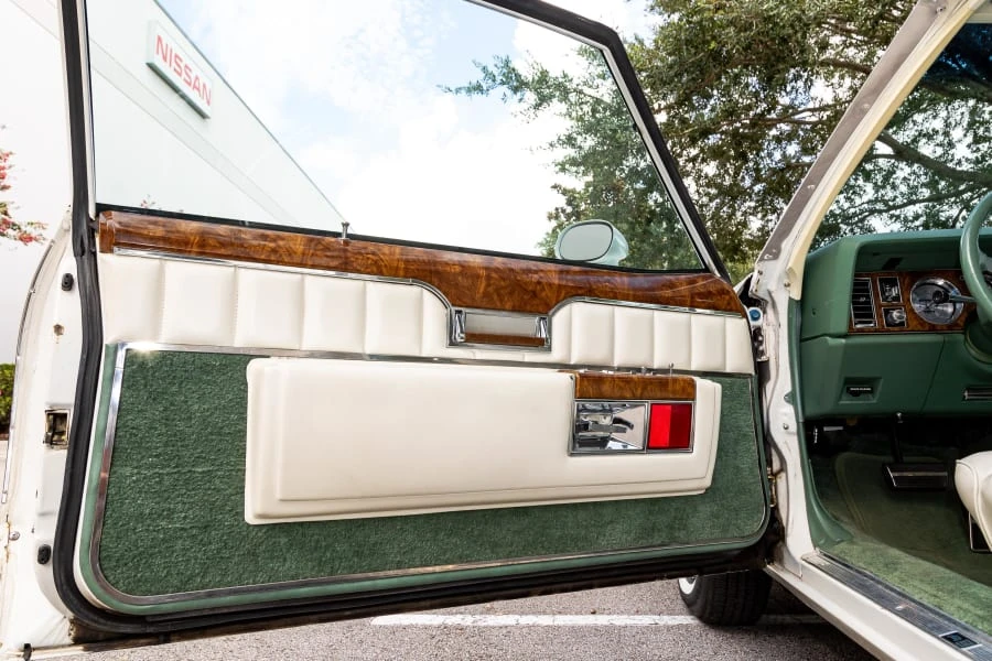 1978 Buick Riviera 4th-7th Gen - Image 24 of 31