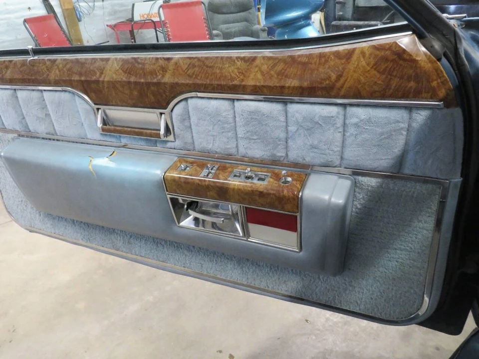 1978 Buick Riviera 4th-7th Gen - Image 25 of 31