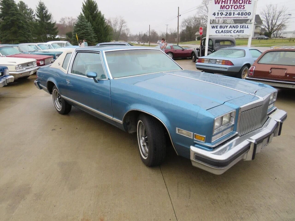1978 Buick Riviera 4th-7th Gen - Image 2 of 31