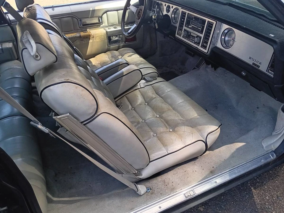 1978 Buick Riviera 4th-7th Gen - Image 3 of 4