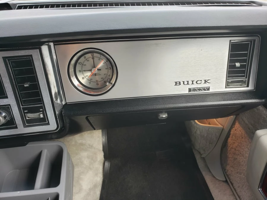 1978 Buick Riviera 4th-7th Gen - Image 7 of 24