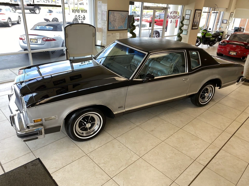 1978 Buick Riviera 4th-7th Gen - Image 2 of 31