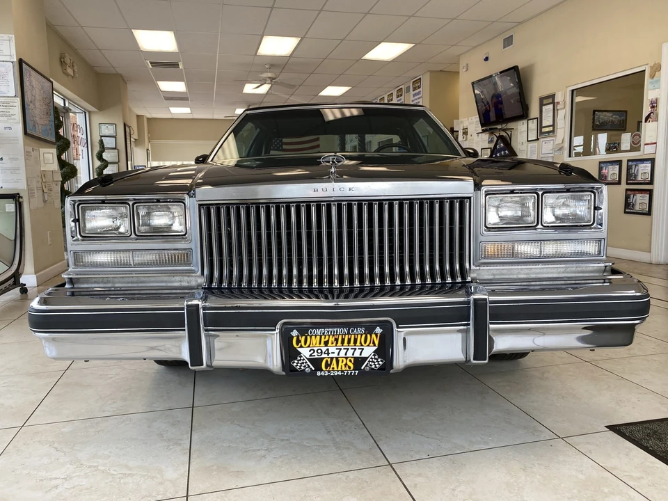 1978 Buick Riviera 4th-7th Gen - Image 5 of 31