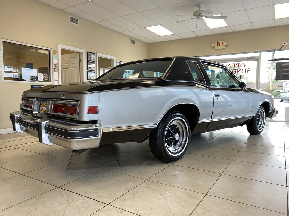 1978 Buick Riviera 4th-7th Gen - Image 9 of 31