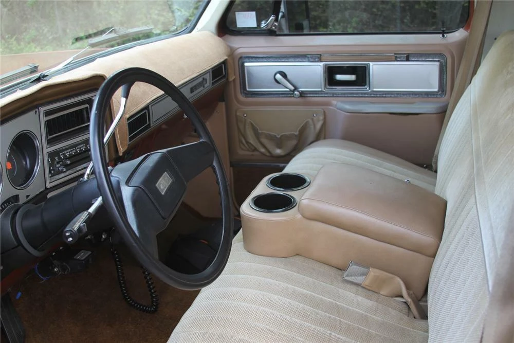 1978 Chevrolet Suburban 7th Gen - Image 3 of 4