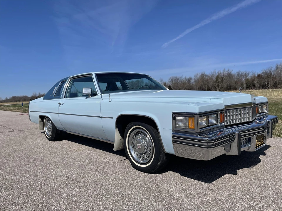 1978 Cadillac DeVille 5th Gen - Image 2 of 31