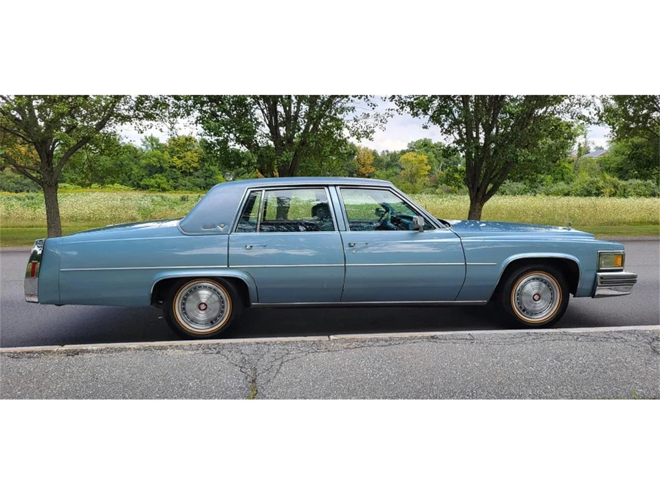 1978 Cadillac DeVille 5th Gen - Image 3 of 15