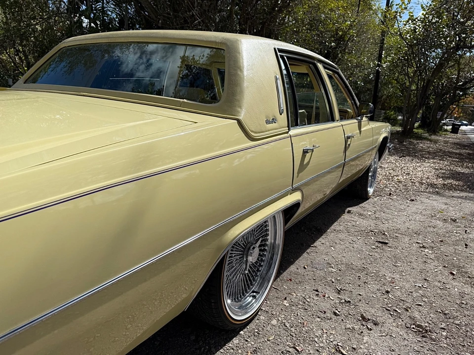1978 Cadillac DeVille 5th Gen - Image 15 of 17