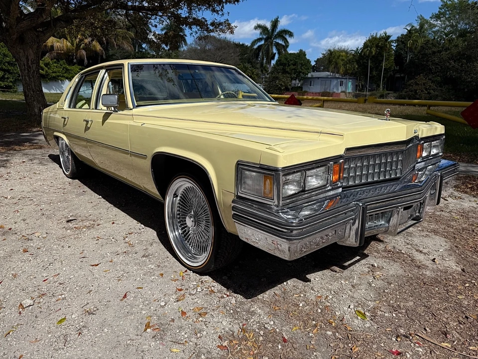 1978 Cadillac DeVille 5th Gen - Image 9 of 17