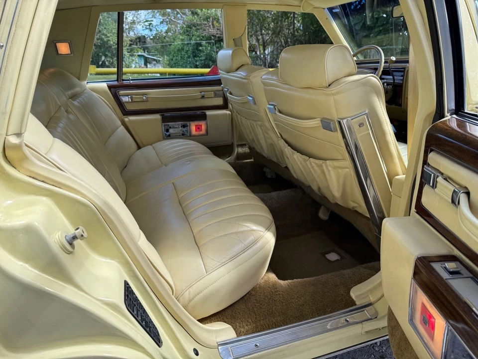 1978 Cadillac DeVille 5th Gen - Image 8 of 17