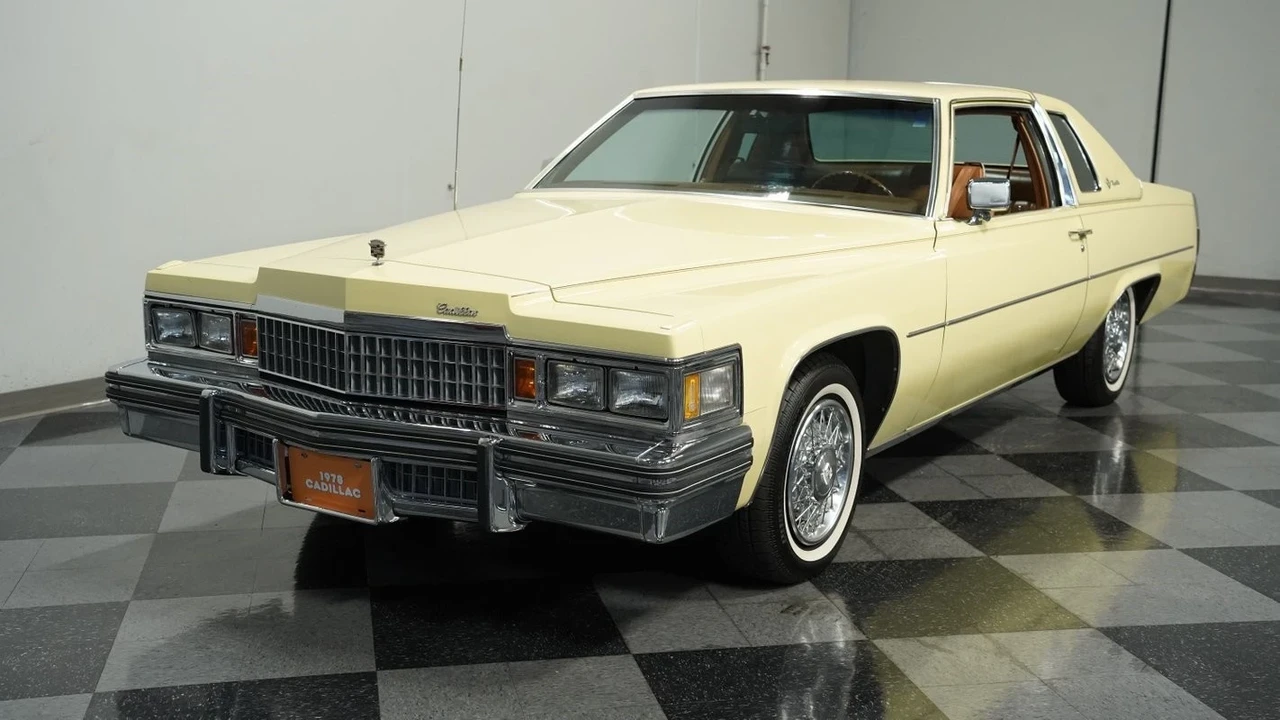 1978 Cadillac DeVille 4th Gen - Image 17 of 21