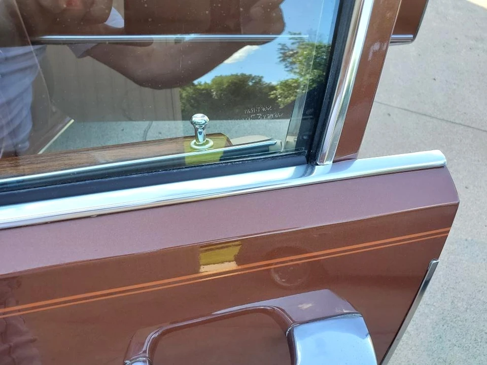 1978 Cadillac DeVille 5th Gen - Image 11 of 31