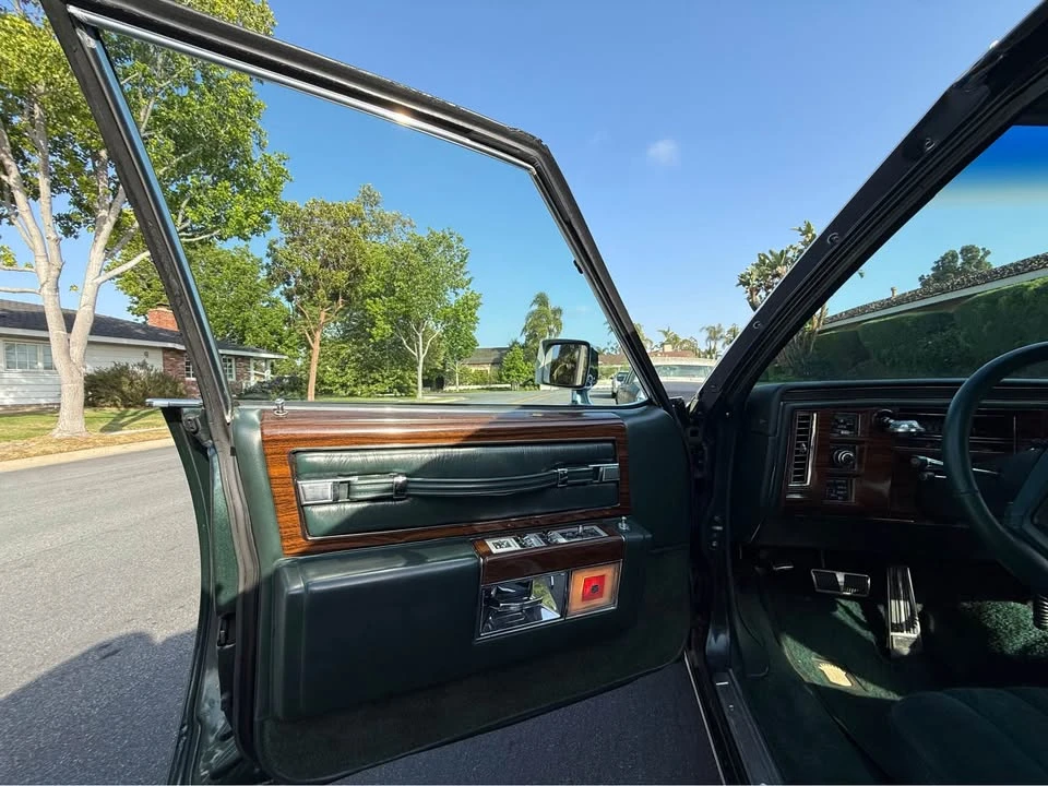 1978 Cadillac DeVille 5th Gen - Image 15 of 18
