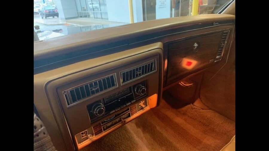 1978 Cadillac DeVille 5th Gen - Image 9 of 10