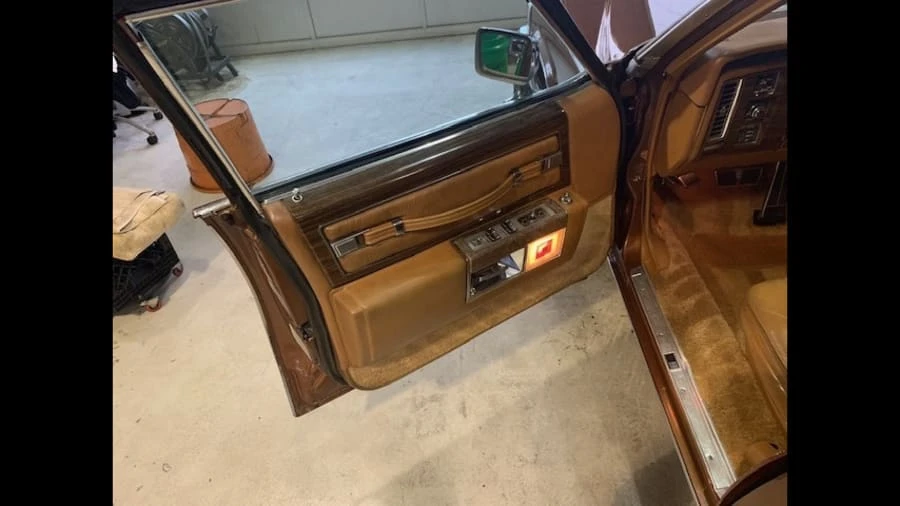 1978 Cadillac DeVille 5th Gen - Image 5 of 10