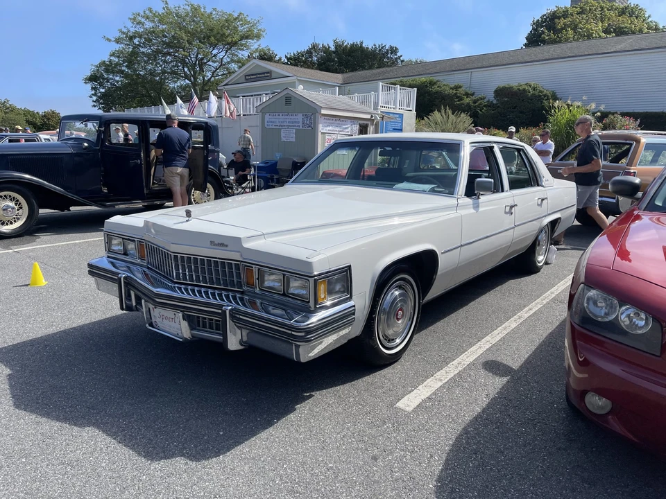1978 Cadillac DeVille 5th Gen - Image 14 of 31