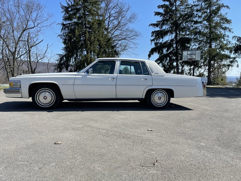 1978 Cadillac DeVille 5th Gen - Image 11 of 31