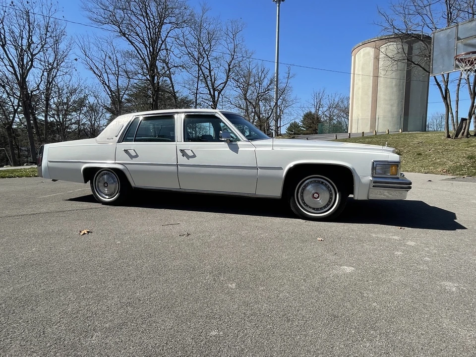 1978 Cadillac DeVille 5th Gen - Image 5 of 31