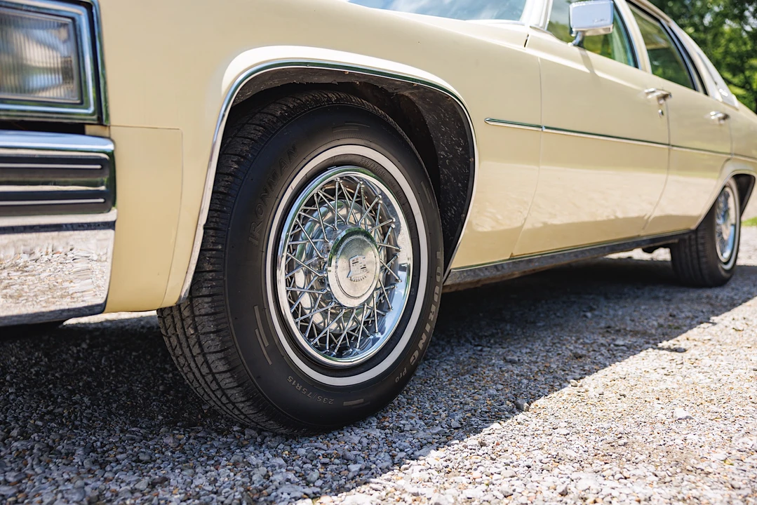 1978 Cadillac DeVille 5th Gen - Image 25 of 31