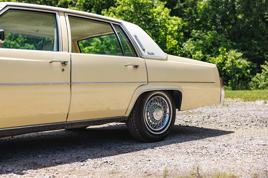 1978 Cadillac DeVille 5th Gen - Image 27 of 31
