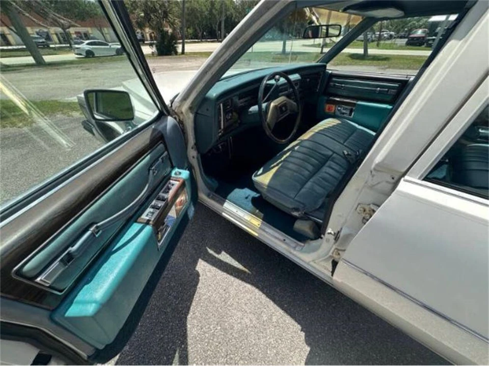 1978 Cadillac DeVille 5th Gen - Image 12 of 21