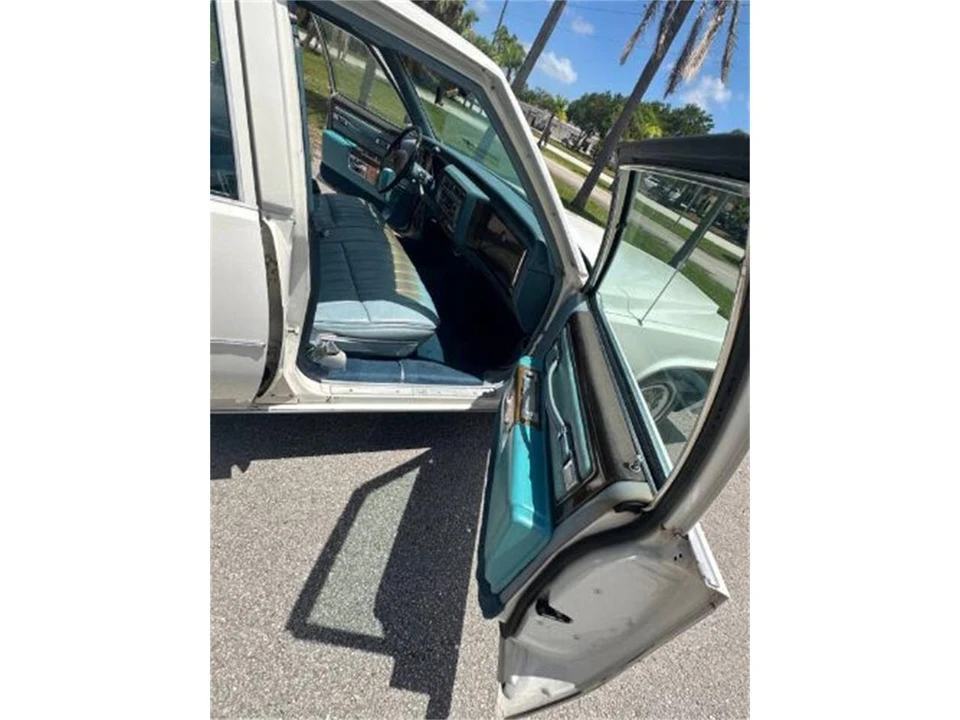 1978 Cadillac DeVille 5th Gen - Image 10 of 21