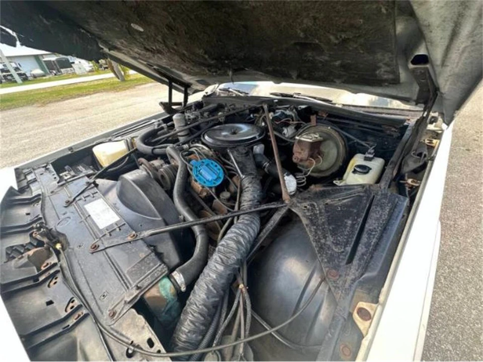 1978 Cadillac DeVille 5th Gen - Image 4 of 21