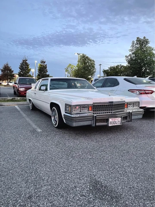 1978 Cadillac DeVille 5th Gen - Image 2 of 4