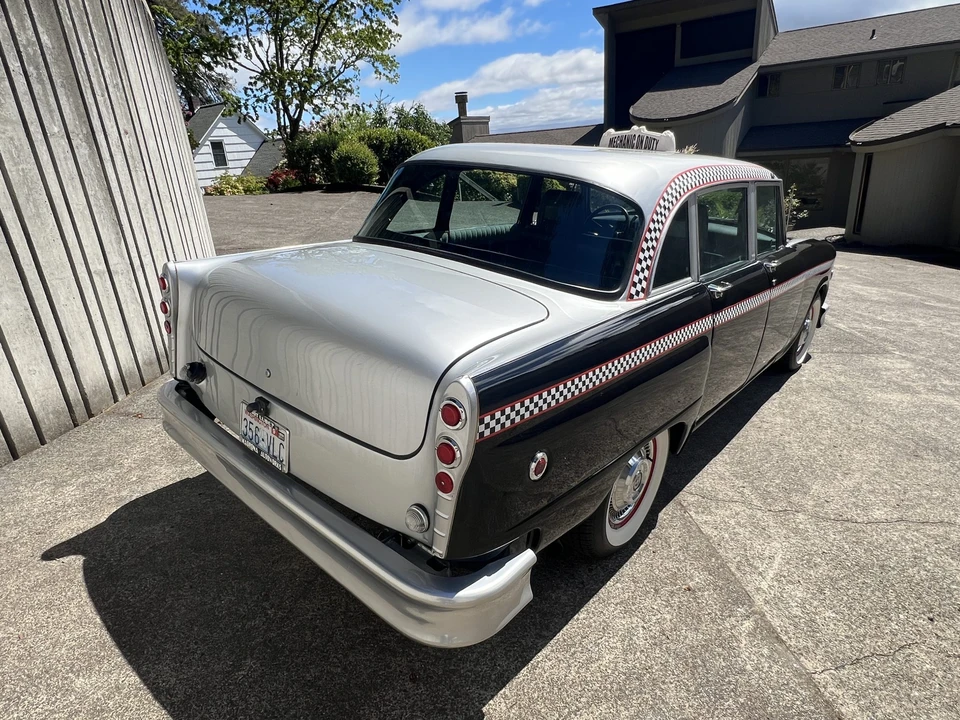 1978 Checker - Image 10 of 31