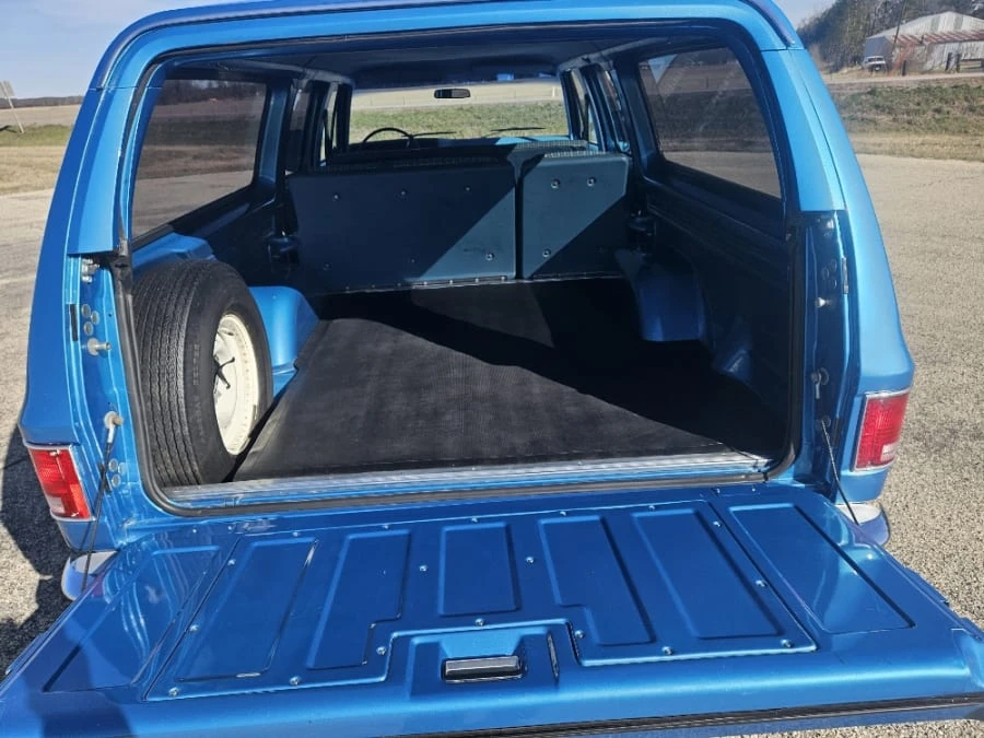 1978 Chevrolet Suburban 7th Gen - Image 16 of 31