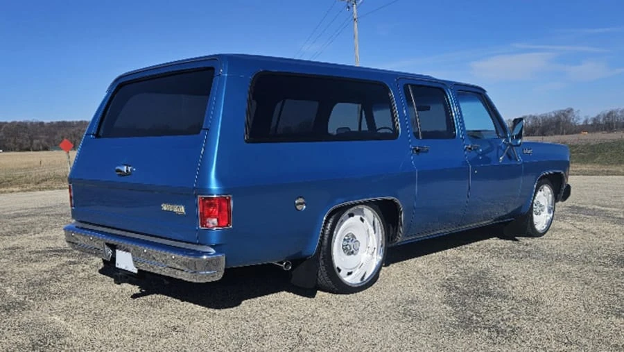 1978 Chevrolet Suburban 7th Gen - Image 3 of 31