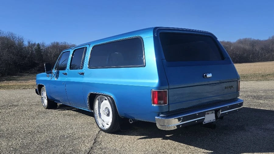 1978 Chevrolet Suburban 7th Gen - Image 9 of 31
