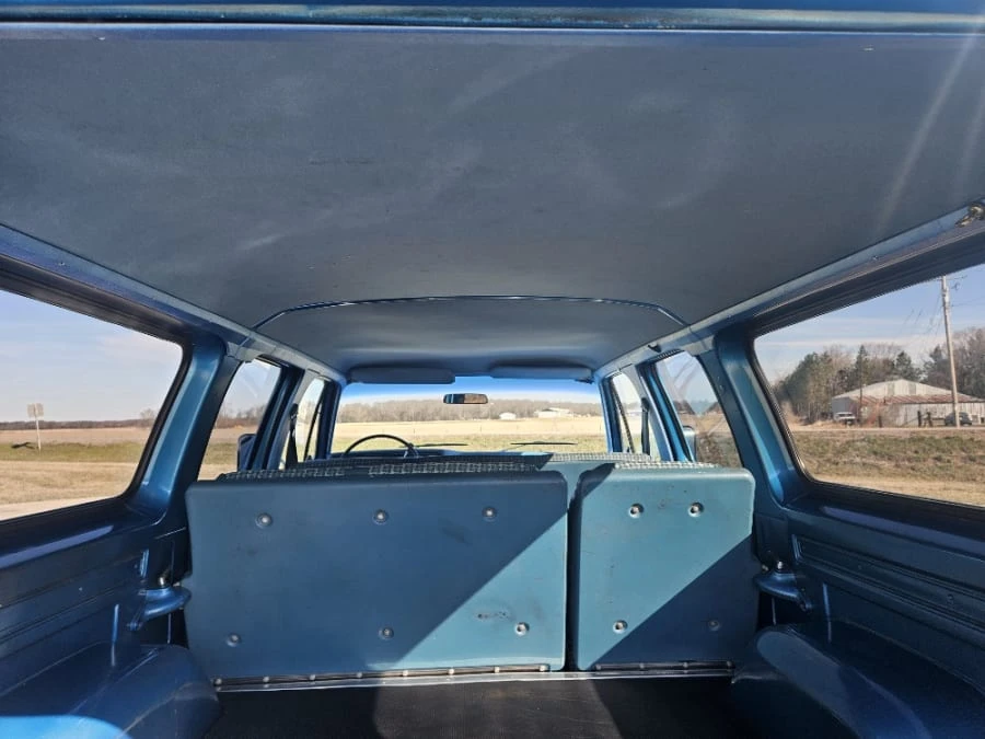 1978 Chevrolet Suburban 7th Gen - Image 19 of 31
