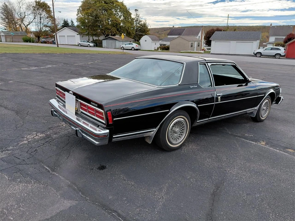 1978 Chevrolet Caprice - Image 2 of 31