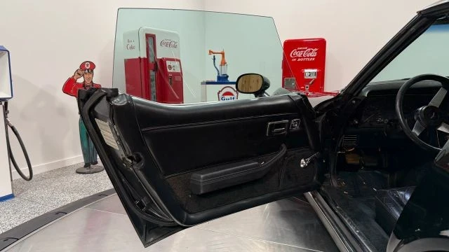 1978 Chevrolet Corvette C3 - Image 28 of 31