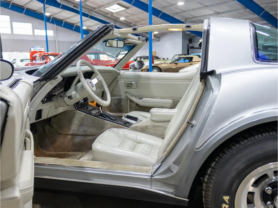 1978 Chevrolet Corvette C3 - Image 25 of 31