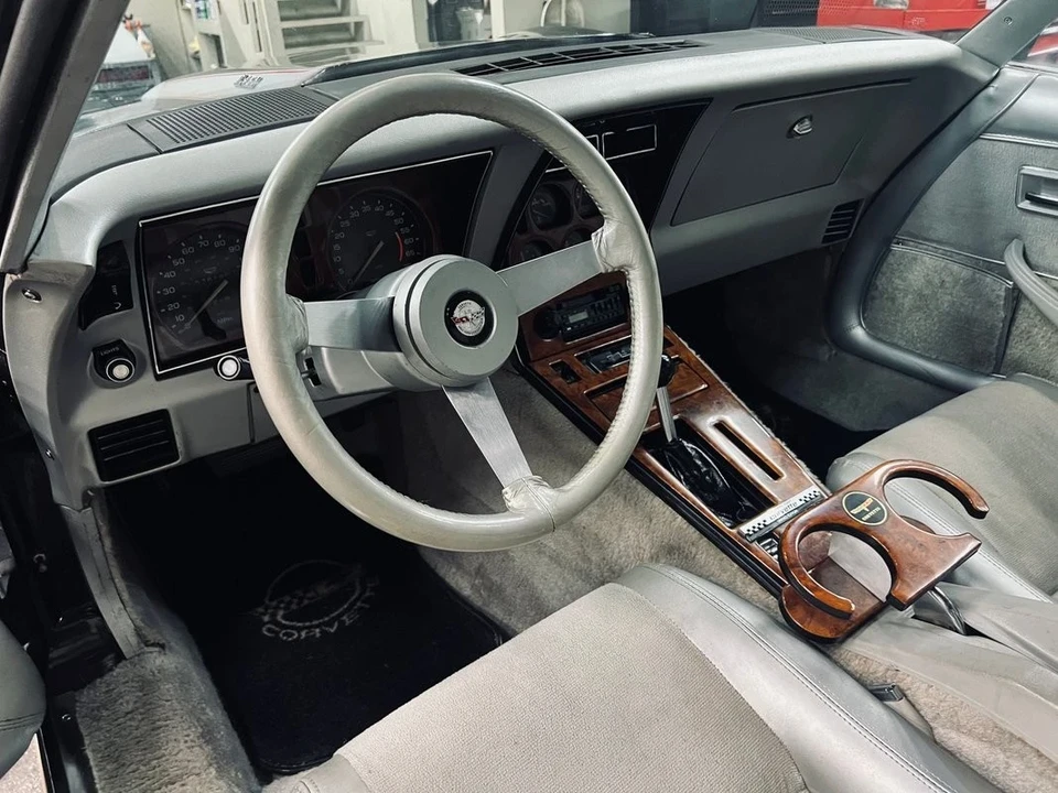 1978 Chevrolet Corvette C3 - Image 17 of 21