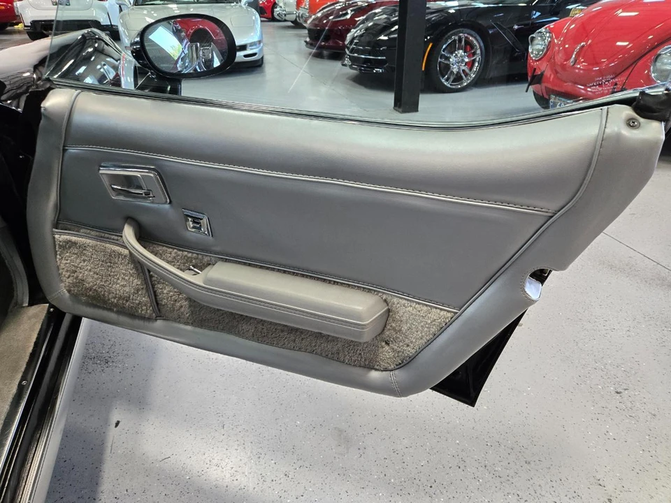 1978 Chevrolet Corvette C3 - Image 18 of 21