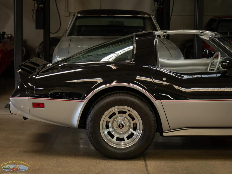 1978 Chevrolet Corvette C3 - Image 2 of 31