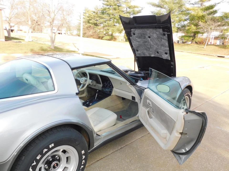 1978 Chevrolet Corvette C3 - Image 30 of 31
