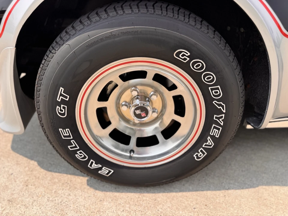 1978 Chevrolet Corvette C3 - Image 17 of 31