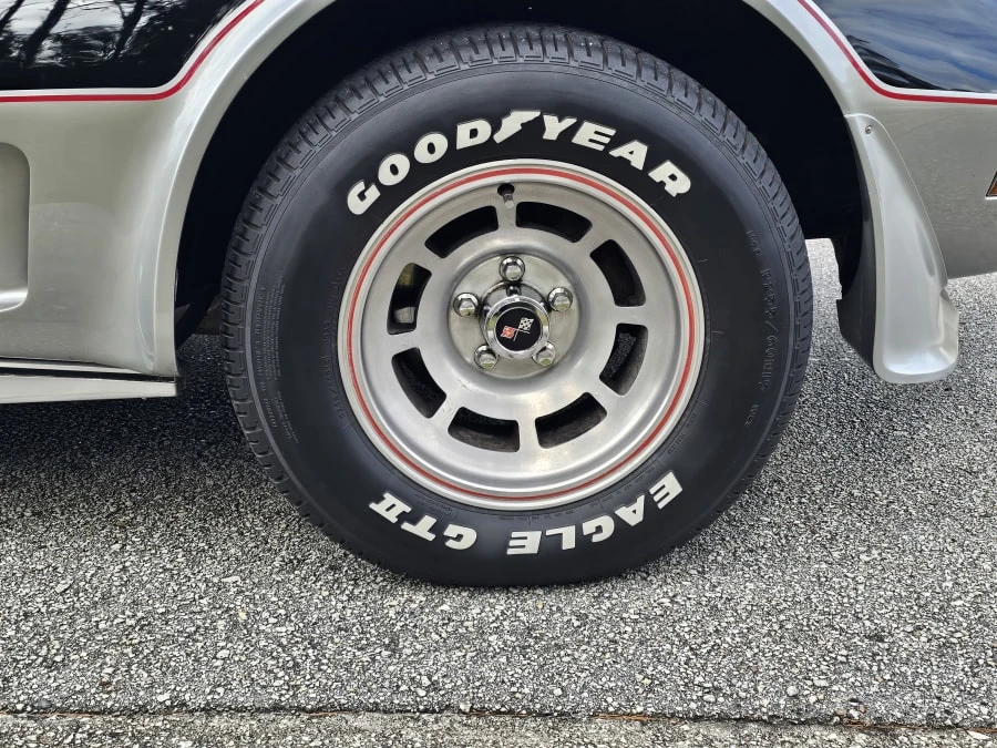 1978 Chevrolet Corvette C3 - Image 15 of 25