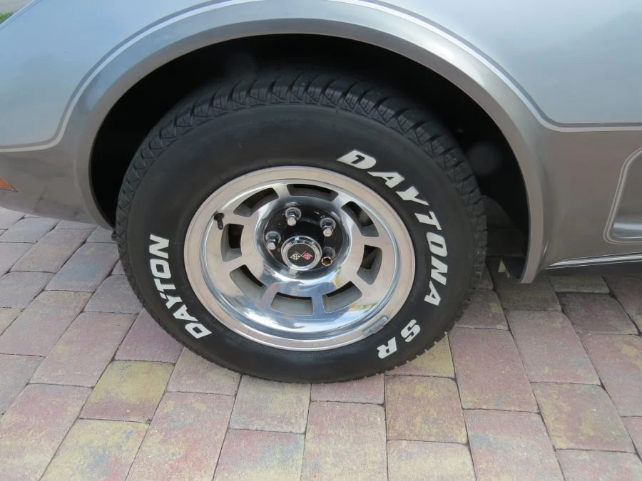 1978 Chevrolet Corvette C3 - Image 17 of 31